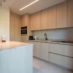 Luxurious Modern Escape Near & Shopping アパート *