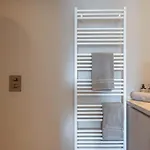 Luxurious Modern Escape Near & Shopping クノック・ヘイスト