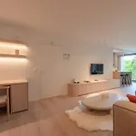 Luxurious Modern Escape Near & Shopping * קנוקה-הייסט