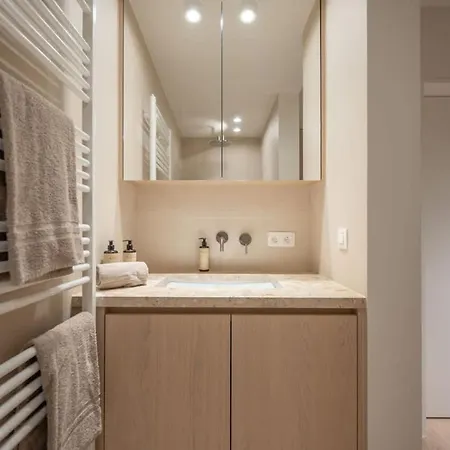 Luxurious Modern Escape Near & Shopping * Knokke-Heist